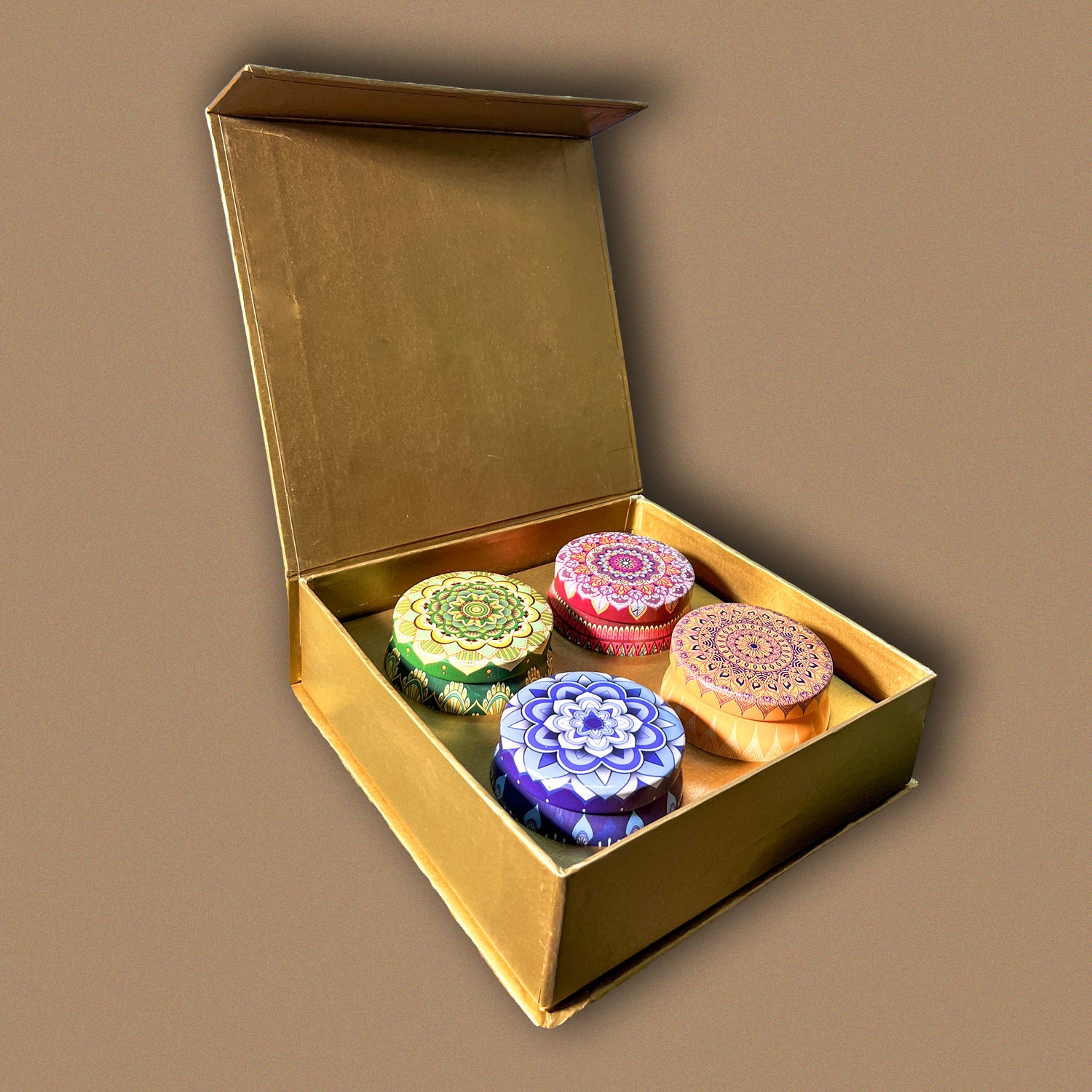 Golden mandala Gift box